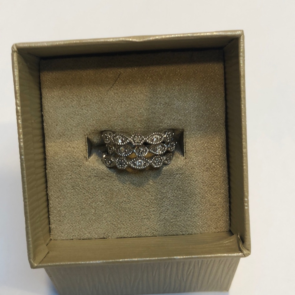 Set of three stack rings